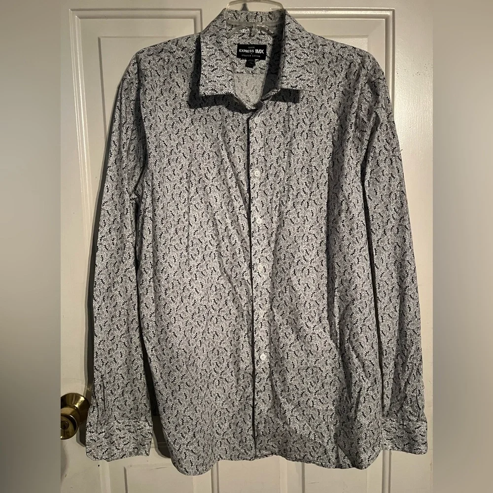 Men’s Express button down - Picture 2 of 6